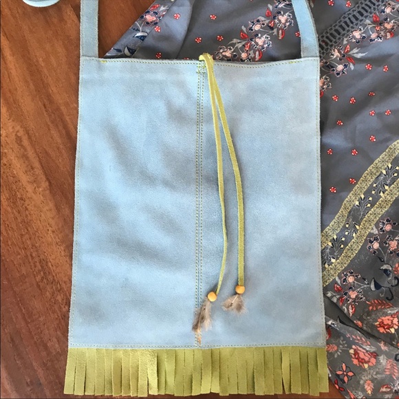 Leather 💯 Authentic - Picture 4 of 5